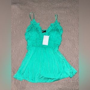Boutique top NWT